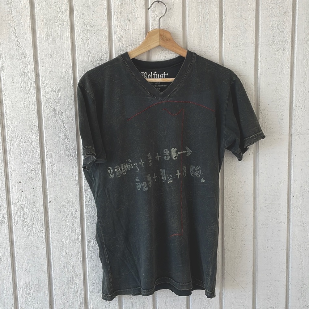 Vintage Men’s Medium Hand-Decorated Black VNeck Tshirt